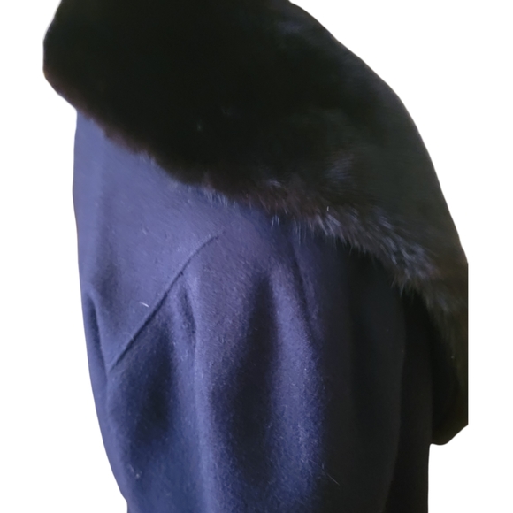 🔥SALE🔥YVES SAINT LAURENT |VNTG WOOL/CASHMERE WRAP COAT W/BLK MINK SHAWL COLLAR - Picture 6 of 16